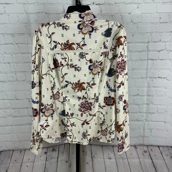 Matilda Jane Good Hart “Monica” Style Floral Button Up Shirt Size Medium - Picture 3 of 9
